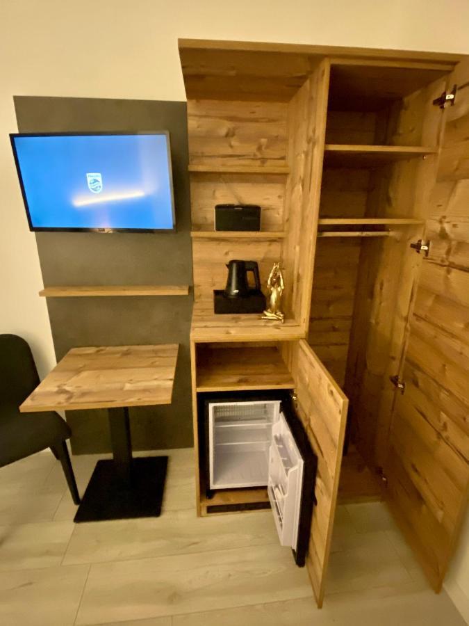 Hostel Harzer Hof Гослар Экстерьер фото