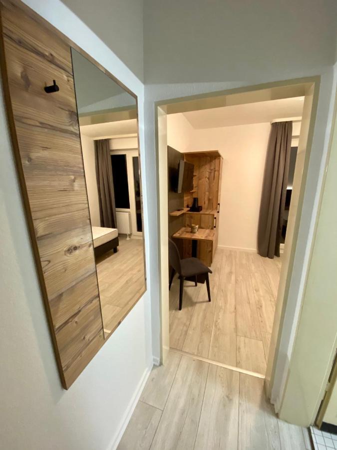 Hostel Harzer Hof Гослар Экстерьер фото