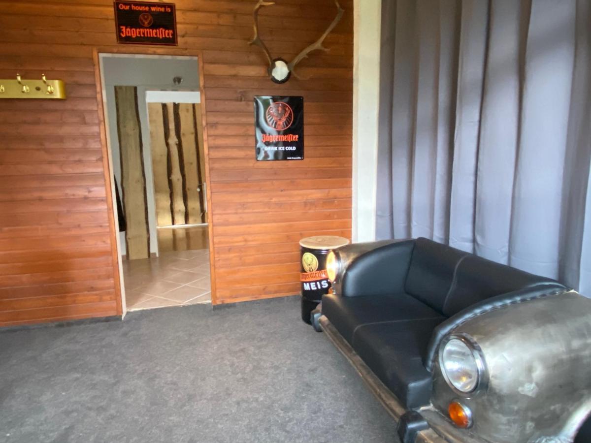Hostel Harzer Hof Гослар Экстерьер фото