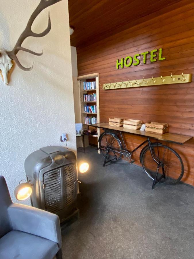 Hostel Harzer Hof Гослар Экстерьер фото