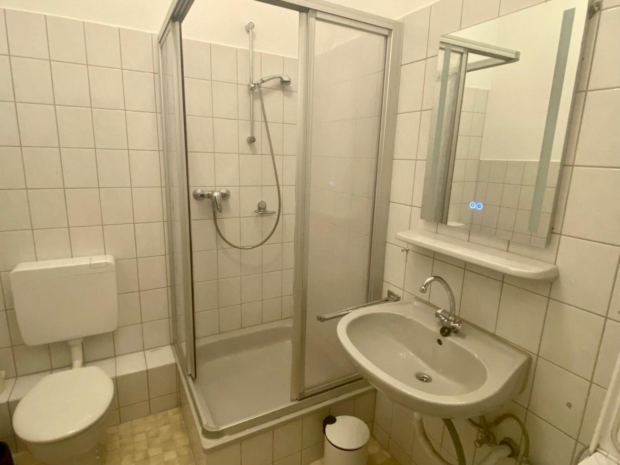 Hostel Harzer Hof Гослар Экстерьер фото